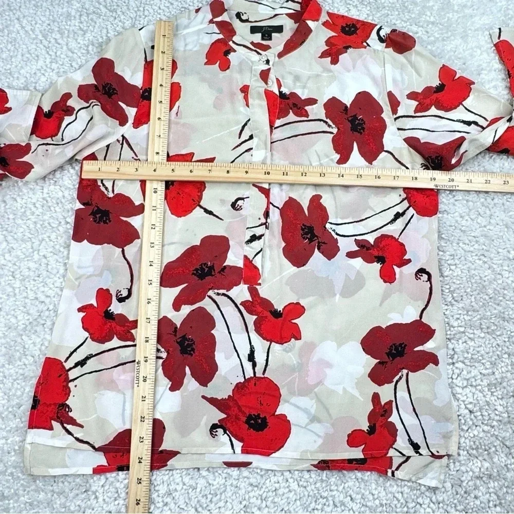 J. Crew 💯% Silk Blouse in ivory poppy floral print. Size Small. Lightweight